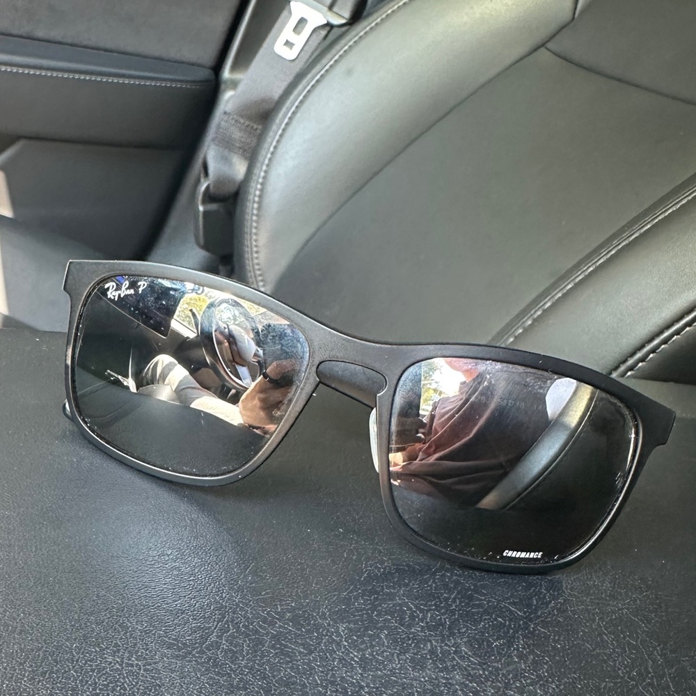 Ray-Ban Classic Black Sunglasses